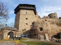 Obrázok k aktualite V rámci rekonštrukcie Fiľakovského hradu dostane strechu jedna z bášt