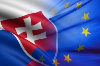 Obrázok k aktualite 18 rokov v EÚ  - 72 % Slovákov je spokojných s tým, že Slovensko je súčasťou Európskej únie 